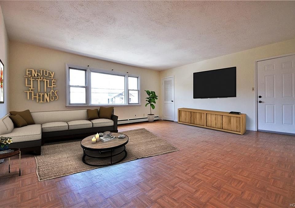 1st image of 176 Voss Ave