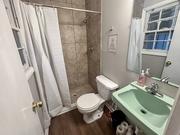 Scott Dr — Photo 5