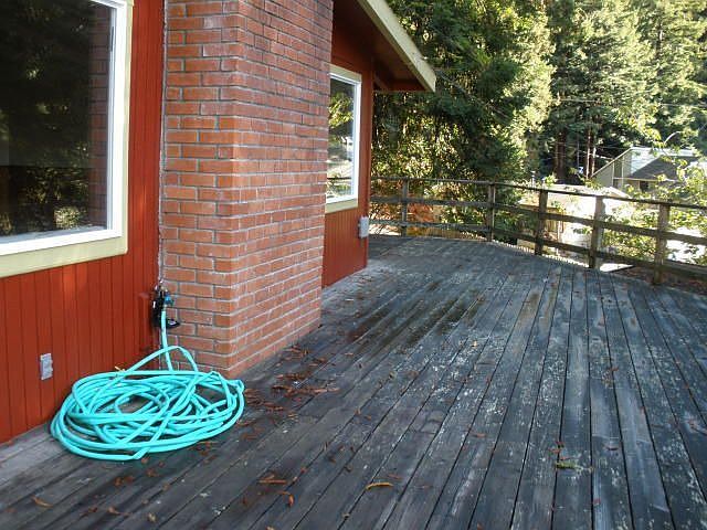 2nd image of 400 Redwood Ave
