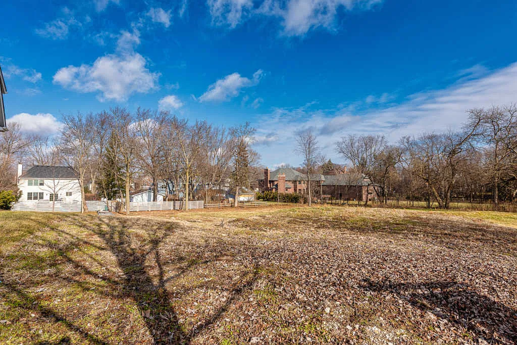 286 Hawkinson Ct photo 1