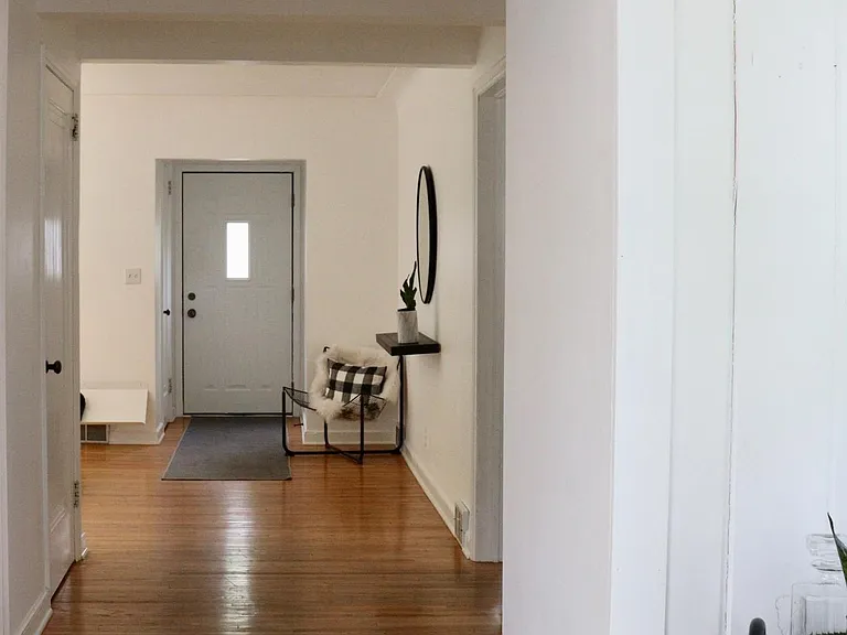 2905 Georgia Ave S — Photo 12