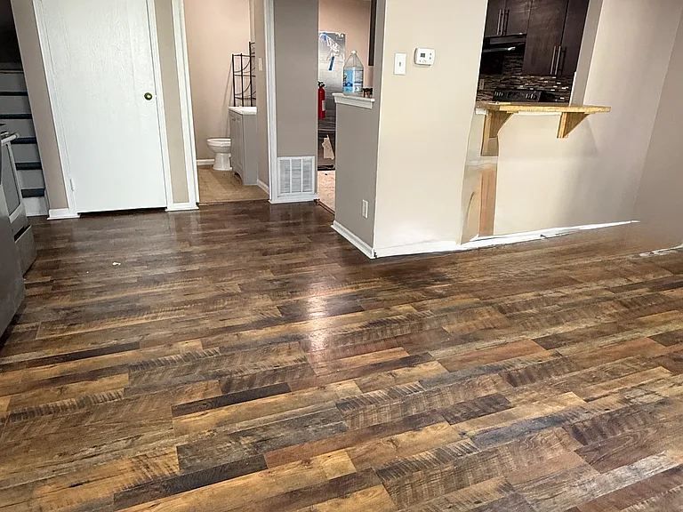 2405 Greenwood Dr — Photo 17