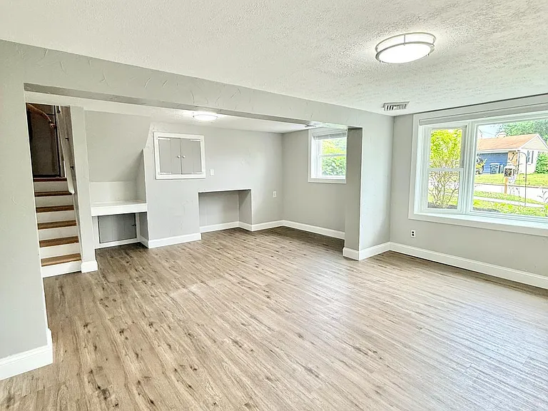 30 Ursinus Ave — Photo 18