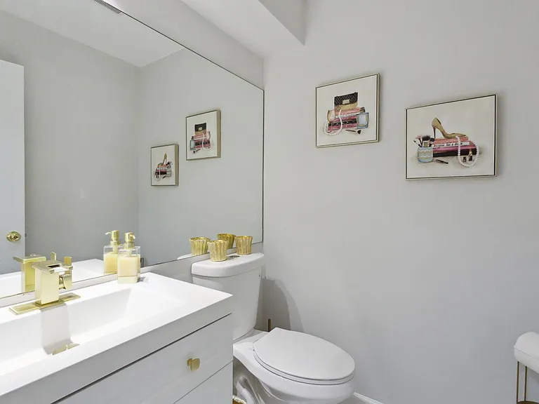 368 Waterside Dr — Photo 17