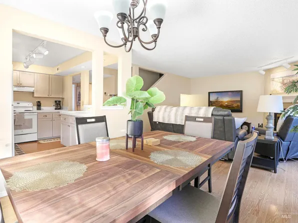 3639 S Gekeler Ln APT 82, Boise, ID 83706