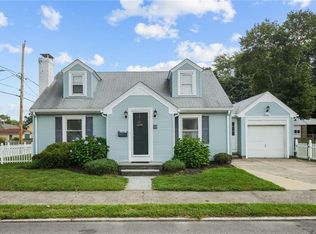 173 Perrin Ave, Pawtucket, RI 02861