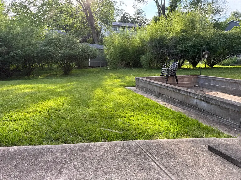 2428 Drexel St — Photo 20