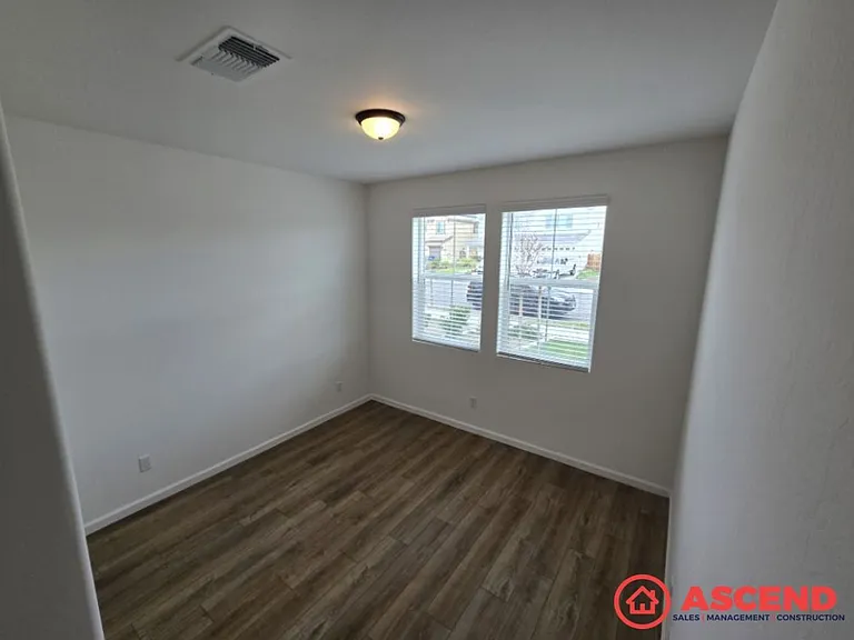 15811 Santa Clara Ct — Photo 13