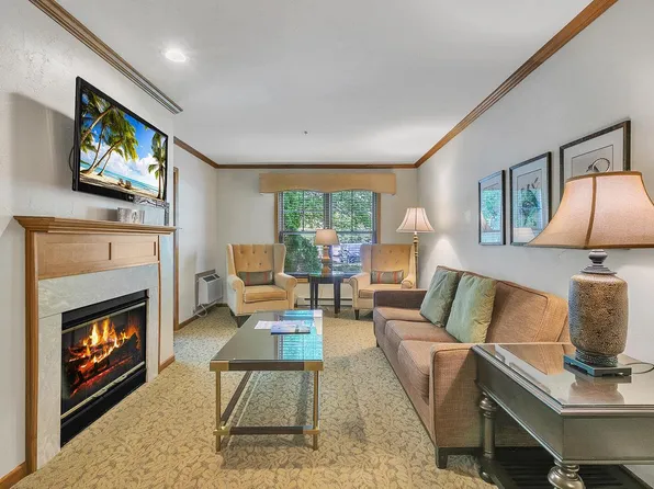 101 Osthoff AVENUE #239, Elkhart Lake, WI 53020