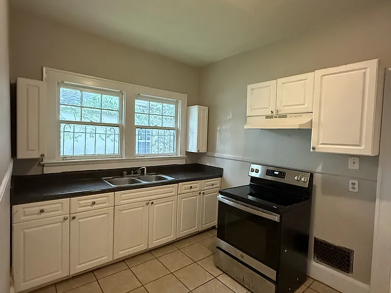 4905 Court M — Photo 6