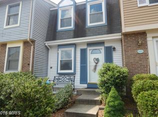 8307 Crestmont Cir, Springfield, VA 22153