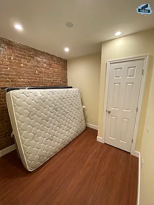 Rented by Fifth & Forever LLC | media 37