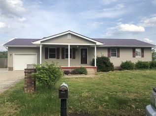 28 Bluebird St, Greenup, KY 41144