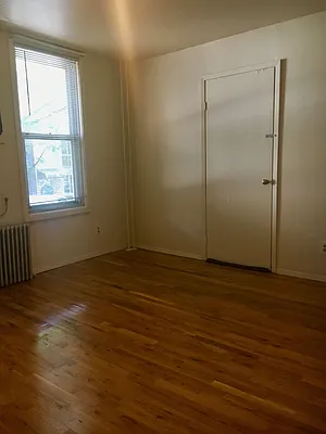 Rented by Grand & Co. | media 18