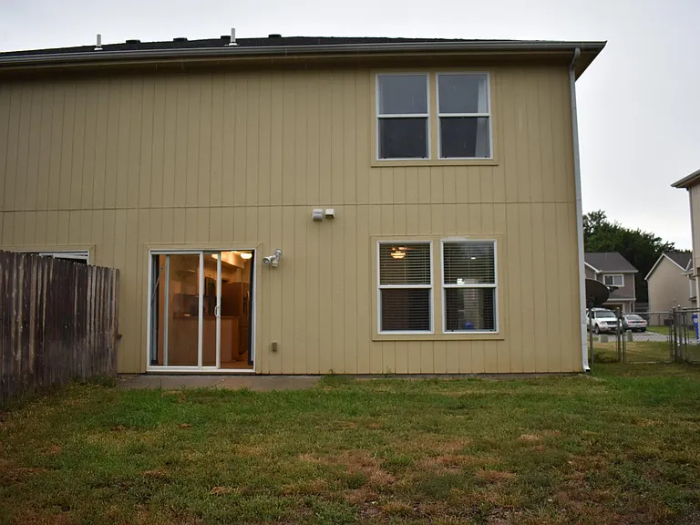 840 Whitetail Ct — Photo 16
