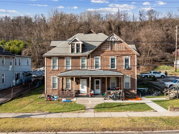 16 N Canal St, Natrona Heights, PA 15065