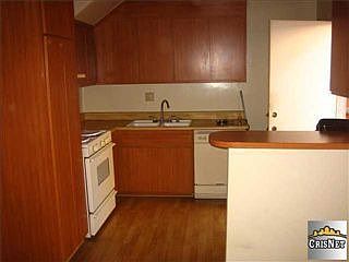 2nd image of 17045 Roscoe Blvd Unit 1