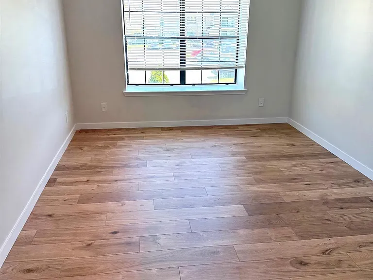 1511 Pebble Pl — Photo 11