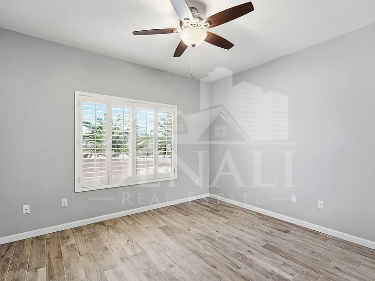 16536 W Rock Springs Ln — Photo 19