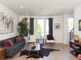 10710 Bloomfield #3, North Hollywood, CA 91602