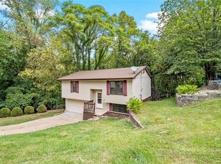 1118 New Towne Rd, Arnold, MO 63010