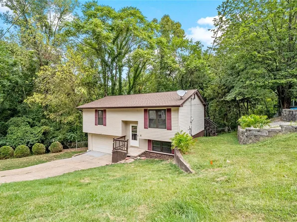 1118 New Towne Rd, Arnold, MO 63010