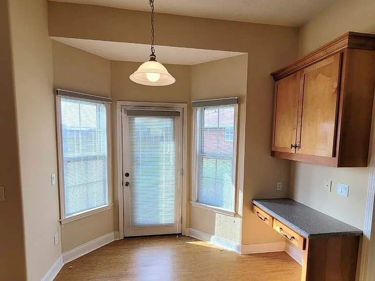 103 Parkview Ln — Photo 21