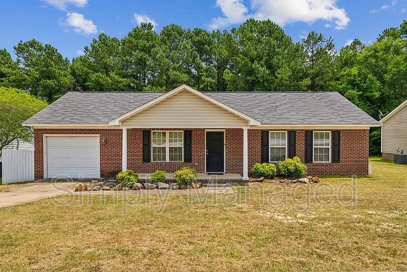 3 bed, 2.0 bath, 1141 sqft, $1,675 — Photo 2