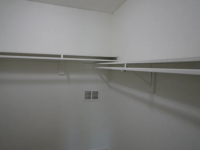 2313 Princeton Pl — Photo 3