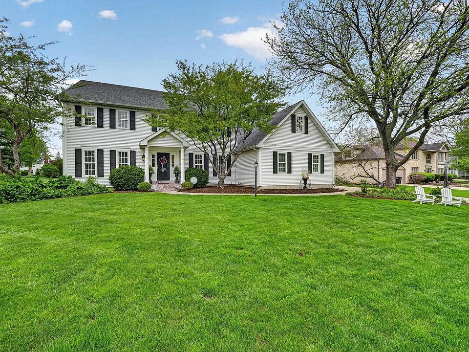 1st image of 15587 Signal Hill Ct
