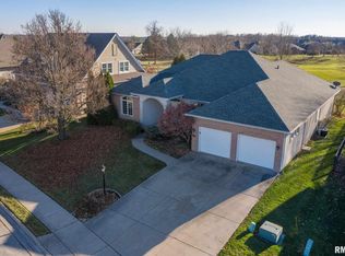 4214 W Longmeadow Ct, Peoria, IL