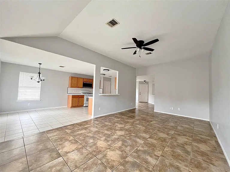 5923 Shining Leaf Ct — Photo 3