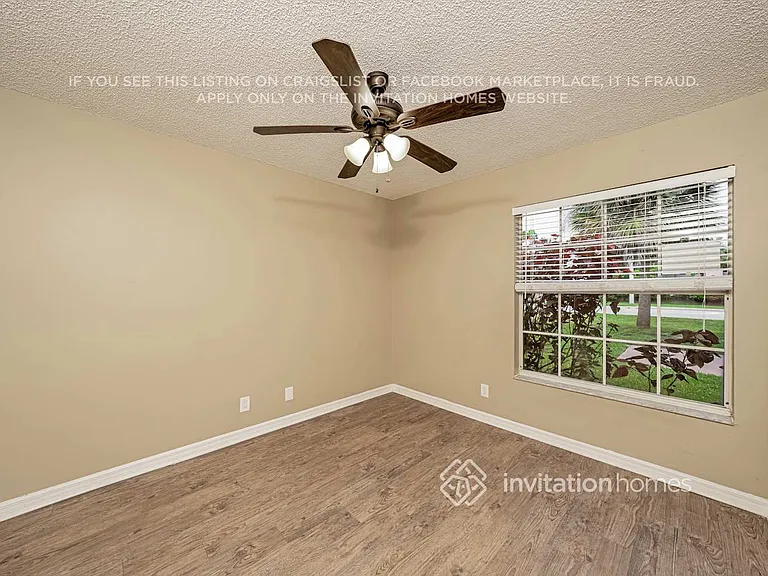 1320 SW 18th St — Photo 11
