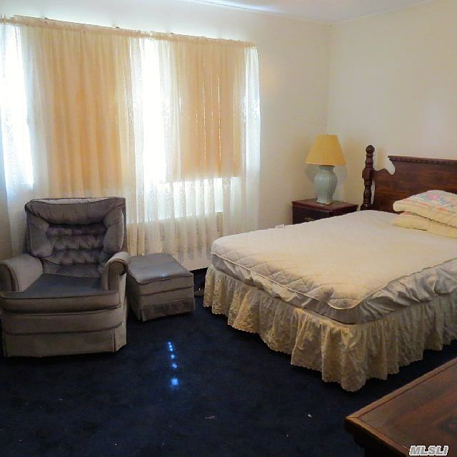 2nd image of 75 Cortland St