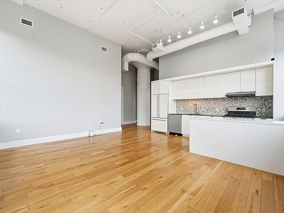 3rd image of 50 Dey St #N2