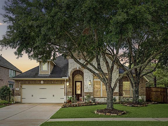 3rd image of 28211 Rippling Brook Ln