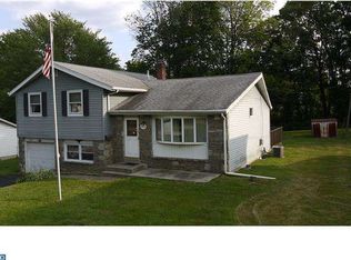 3430 W Mill Rd, Hatboro, PA 19040