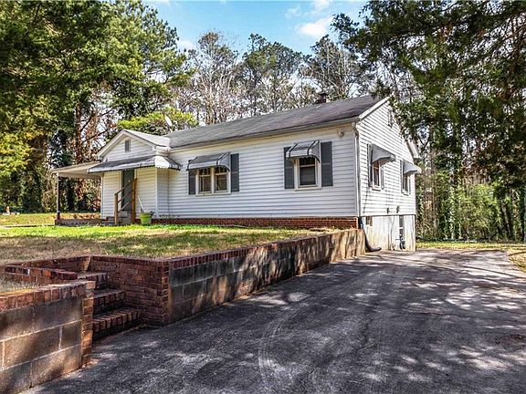 3rd image of 1551 Old Alabama Rd