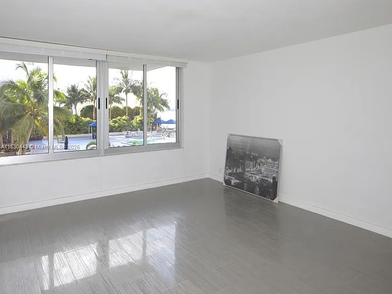1200 West Ave #202 — Photo 45