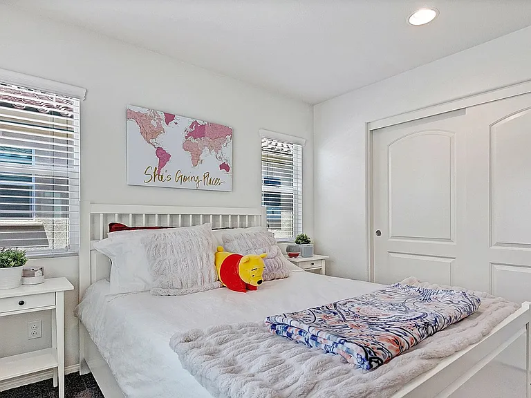 323 Paseo Gusto — Photo 16