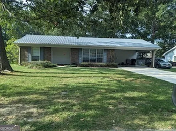 24 Gray Rock Dr NW, Rome, GA 30165