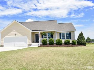 61 Hunters Point Ct, Angier, NC 27501