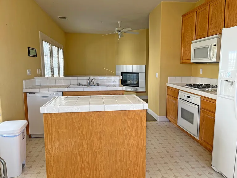 9026 Windsor Rd — Photo 8