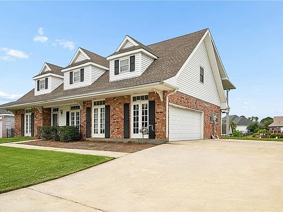 3rd image of 156 Pebble Beach Dr