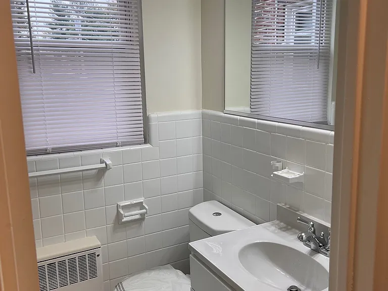 Metropolitan Bala Cynwyd — Photo 47
