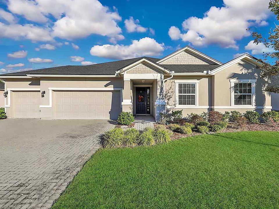 1st image of 321 Parkwood Cir