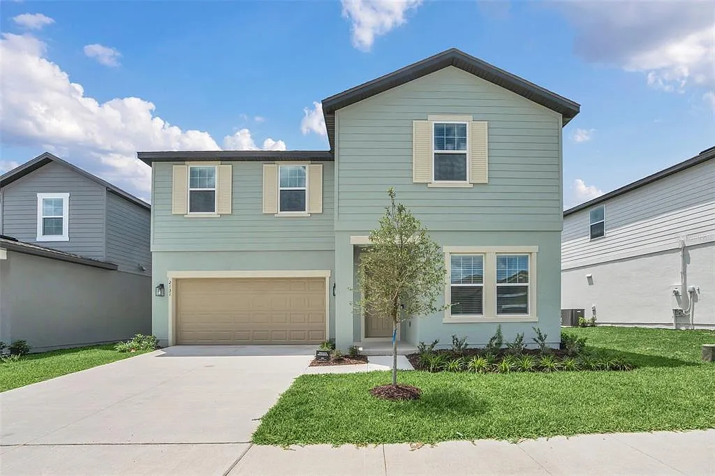 5 bed, 3.0 bath, 2804 sqft, $2,980 — Photo 1
