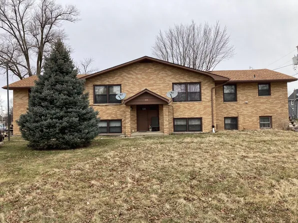 104 S 2nd St, Kirkland, IL 60146