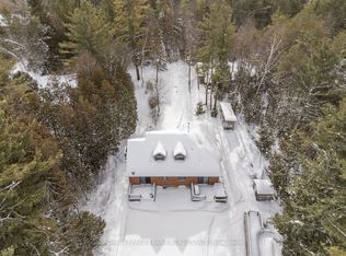 5 Regent St, Georgina, ON L0E 1N0