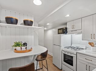 781 Fairmont St NW #B, Washington, DC 20001